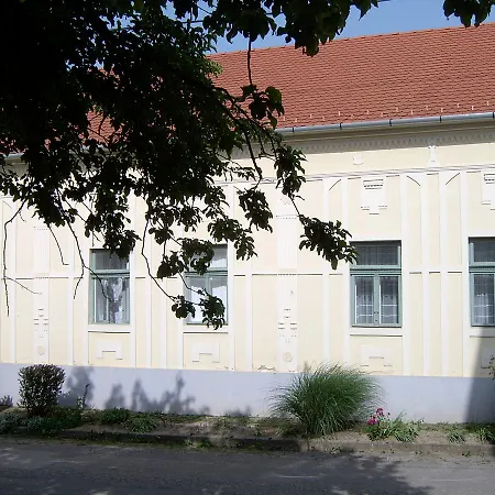 Harangláb Apartamento *